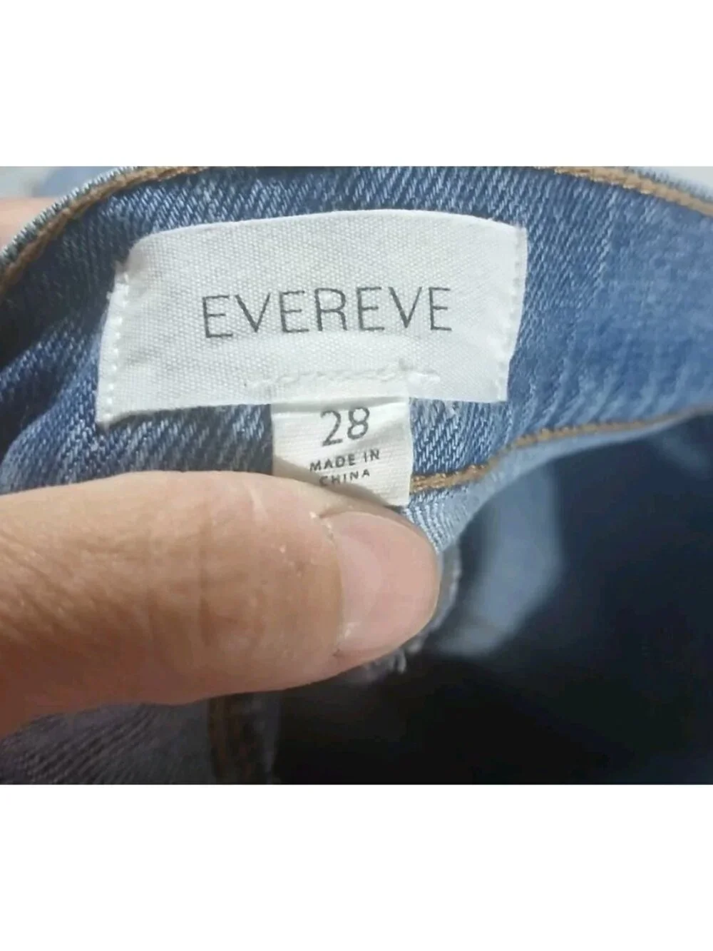 Evereve Barrel Jeans Size 28 Light Wash Ankle Utility Boho Preppy Cotton
